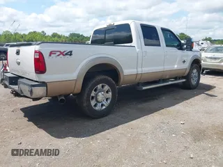 2012 Ford F-250 XL z VIN 1FT7W2BT7CEA68691, wystawiony jako IAAI lot #42319804 z przebiegiem 178 863 mil mil oraz . Historia ofert i sprzedaży dostępna na DreamBid. Obrazek 4.