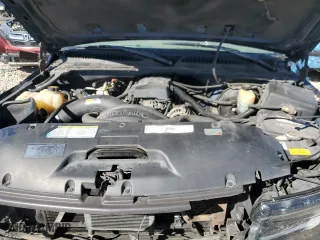 2000 Chevrolet Silverado 1500 LS with VIN 1GCEK19T6YE210393, listed as a Copart auction lot 50194685 with 186,035 mi miles and Salvage Title. Bid and sale history available at carsss.com. Image 11.