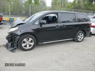 2017 Toyota Sienna L с VIN 5TDZZ3DC1HS786239, выставлен на аукционе Copart как лот 53664265 с пробегом Не указан миль и Списание • Salvage title. История ставок и продаж доступна на DreamBid. Изображение 1.