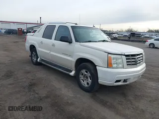 2003 Cadillac Escalade EXT with VIN 3GYEK63N53G153543, listed as a IAAI auction lot 41892920 with 190,077 mi miles. Bid and sale history available at carsss.com. Image 1.