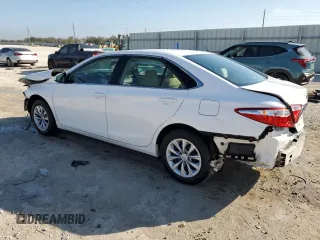 2016 Toyota Camry XLE with VIN 4T1BF1FK0GU999255, listed as a Copart auction lot 43945925 with 38,928 mi miles and Salvage Title. Bid and sale history available at DreamBid. Image 2.