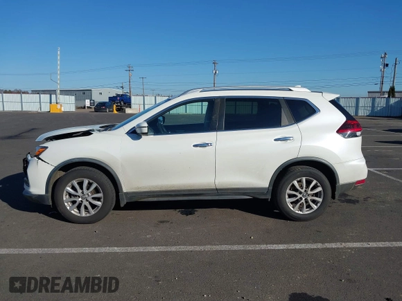 2018 Nissan Rogue SV with VIN KNMAT2MV8JP561410, listed as a IAAI auction lot 41691135 with 76,922 mi miles. Bid and sale history available at carsss.com. Image 15.