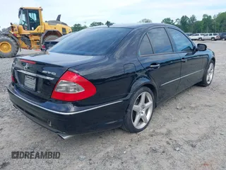 2009 Mercedes-Benz E 350 Luxury z VIN WDBUF87X39B388665, wystawiony jako IAAI lot #42165167 z przebiegiem 182 873 mil mil oraz . Historia ofert i sprzedaży dostępna na DreamBid. Obrazek 4.
