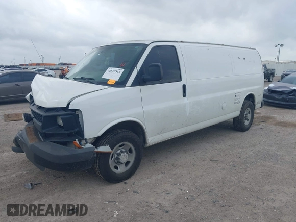 2016 Chevrolet Express Cargo z VIN 1GCWGBFF2G1138592, wystawiony jako IAAI lot #42500515 z przebiegiem Nie podano mil oraz . Historia ofert i sprzedaży dostępna na DreamBid. Obrazek 19.