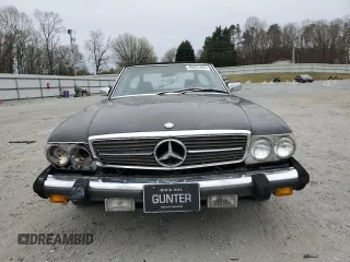 1985 Mercedes-Benz 380 z VIN WDBBA45C3FA030353, wystawiony jako Copart lot #48373455 z przebiegiem 97 471 mil mil oraz Nie do naprawy. Historia ofert i sprzedaży dostępna na DreamBid. Obrazek 5.