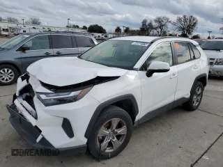 2023 Toyota RAV4 Hybrid LE z VIN JTMMWRFV3PD570648, wystawiony jako Copart lot #86983174 z przebiegiem 27 258 mil mil oraz Szkoda całkowita • Salvage title. Historia ofert i sprzedaży dostępna na DreamBid. Obrazek 1.