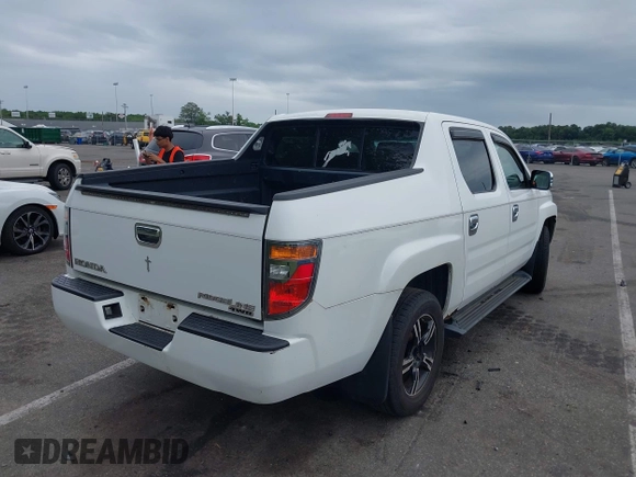 2008 Honda Ridgeline RT z VIN 2HJYK162X8H540132, wystawiony jako IAAI lot #42796783 z przebiegiem 226 779 mil mil oraz . Historia ofert i sprzedaży dostępna na DreamBid. Obrazek 4.