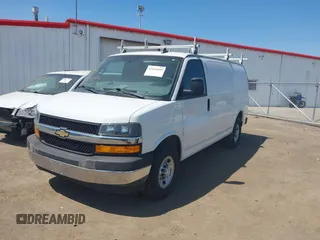 2019 Chevrolet Express Cargo with VIN 1GCWGAFP3K1249390, listed as a IAAI auction lot 42101049 with 82,211 mi miles. Bid and sale history available at carsss.com. Image 17.