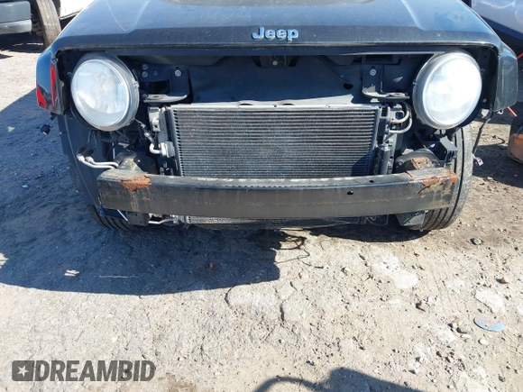 2012 Jeep Patriot Latitude with VIN 1C4NJRFB6CD511063, listed as a IAAI auction lot 42050442 with 103,144 mi miles and . Bid and sale history available at carsss.com. Image 6.