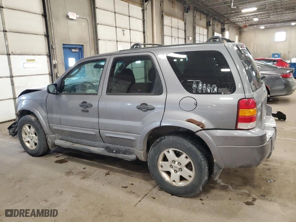 2007 Ford Escape XLT with VIN 1FMYU93107KB80803, listed as a Copart auction lot 45654325 with 135,894 mi miles and Salvage Title. Bid and sale history available at carsss.com. Image 2.
