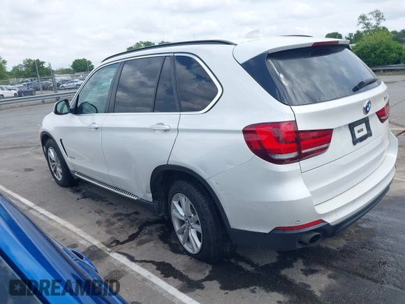 2014 BMW X5 sDrive35i z VIN 5UXKR2C54E0H34800, wystawiony jako IAAI lot #42110978 z przebiegiem 106 891 mil mil oraz . Historia ofert i sprzedaży dostępna na DreamBid. Obrazek 14.