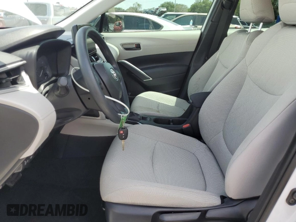 2024 Toyota Corolla Cross L with VIN 7MUAAAAG6RV105158, listed as a Copart auction lot 60271015 with 7,294 mi miles and Salvage title. Bid and sale history available at DreamBid. Image 7.