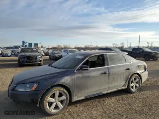 2012 Volkswagen Passat SE with VIN 1VWBP7A31CC075473, listed as a Copart auction lot 42521505 with 286,113 mi miles and Salvage Title. Bid and sale history available at carsss.com. Image 1.