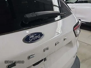 2020 Ford Escape SE with VIN 1FMCU9G64LUB14821, listed as a IAAI auction lot 42729132 with 47,103 mi miles and . Bid and sale history available at DreamBid. Image 2.