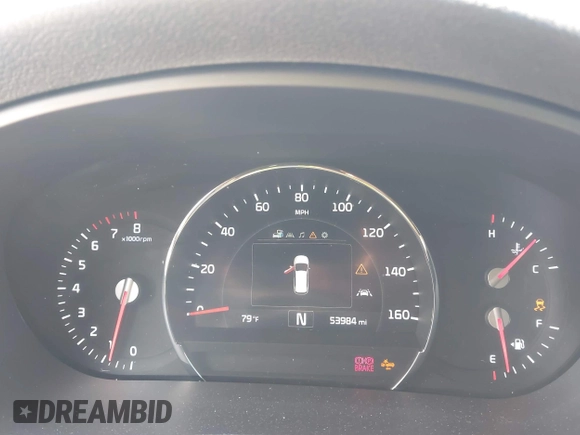 2018 Kia Sorento EX z VIN 5XYPH4A57JG410055, wystawiony jako IAAI lot #42023771 z przebiegiem 53 984 mil mil oraz . Historia ofert i sprzedaży dostępna na DreamBid. Obrazek 7.