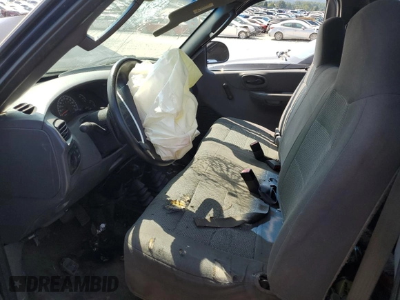 2004 Ford F-150 XL with VIN 2FTRF18294CA43591, listed as a Copart auction lot 68166714 with Not provided miles and Clean title. Bid and sale history available at DreamBid. Image 7.