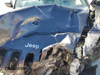 2018 Jeep Cherokee Latitude Plus with VIN 1C4PJLLX2JD563485, listed as a Copart auction lot 45636165 with 69,238 mi miles and Salvage Title. Bid and sale history available at DreamBid. Image 13.