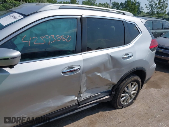 2017 Nissan Rogue SL with VIN 5N1AT2MV3HC895860, listed as a IAAI auction lot 42393880 with 109,173 mi miles and . Bid and sale history available at DreamBid. Image 14.