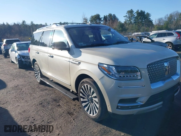 2018 Lincoln Navigator Reserve with VIN 5LMJJ2LT7JEL10453, listed as a IAAI auction lot 41940915 with 97,941 mi miles. Bid and sale history available at carsss.com. Image 13.