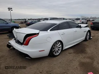 2016 Jaguar XJ R-Sport с VIN SAJWJ1CD9G8V92958, выставлен на аукционе Copart как лот 44177915 с пробегом Не указан миль и Списание • Salvage title. История ставок и продаж доступна на DreamBid. Изображение 3.