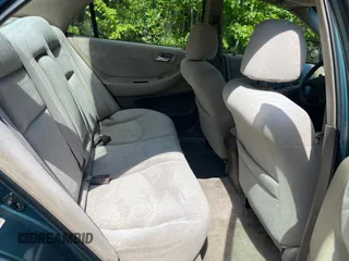 2002 Honda Accord LX z VIN 1HGCG56442A044999, wystawiony jako Copart lot #56222325 z przebiegiem Nie podano mil oraz Czysty tytuł • Clean title. Historia ofert i sprzedaży dostępna na DreamBid. Obrazek 6.