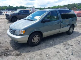 1998 Toyota Sienna LE with VIN 4T3ZF13C9WU029468, listed as a IAAI auction lot 42199057 with Not provided miles and . Bid and sale history available at DreamBid. Image 18.