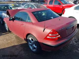 2001 Mercedes-Benz SLK-Class with VIN WDBKK65FX1F197839, listed as a IAAI auction lot 41224205 with 114,668 mi miles. Bid and sale history available at carsss.com. Image 3.