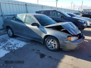 2004 Pontiac Grand Am SE1 with VIN 1G2NF52F44M517470, listed as a Copart auction lot 88480615 with 198,642 mi miles and Salvage Title. Bid and sale history available at carsss.com. Image 4.