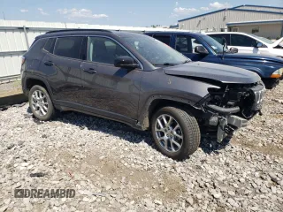 2022 Jeep Compass Latitude Lux с VIN 3C4NJDFBXNT113984, выставлен на аукционе Copart как лот 69296974 с пробегом Не указан миль и Списание • Salvage title. История ставок и продаж доступна на DreamBid. Изображение 4.