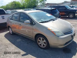 2006 Toyota Prius with VIN JTDKB20U667543726, listed as a IAAI auction lot 42101090 with 196,358 mi miles. Bid and sale history available at carsss.com. Image 1.
