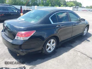 2010 Honda Accord LX z VIN 1HGCP2F37AA023469, wystawiony jako IAAI lot #42218686 z przebiegiem 247 119 mil mil oraz . Historia ofert i sprzedaży dostępna na DreamBid. Obrazek 4.