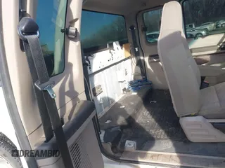 2009 Ford Super Duty F-250 SRW XL with VIN 1FTNX20579EB12691, listed as a IAAI auction lot 41646551 with 131,122 mi miles. Bid and sale history available at carsss.com. Image 8.