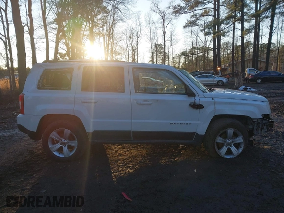 2011 Jeep Patriot Latitude with VIN 1J4NF1GBXBD207180, listed as a IAAI auction lot 41327968 with 166,564 mi miles and . Bid and sale history available at DreamBid. Image 14.