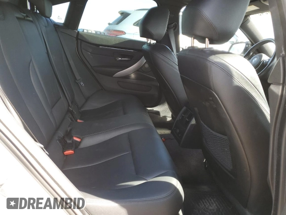 2016 BMW 4 Series 435i xDrive z VIN WBA4B3C59GG344557, wystawiony jako Copart lot #53164045 z przebiegiem 99 094 mil mil oraz Szkoda całkowita • Salvage title. Historia ofert i sprzedaży dostępna na DreamBid. Obrazek 10.