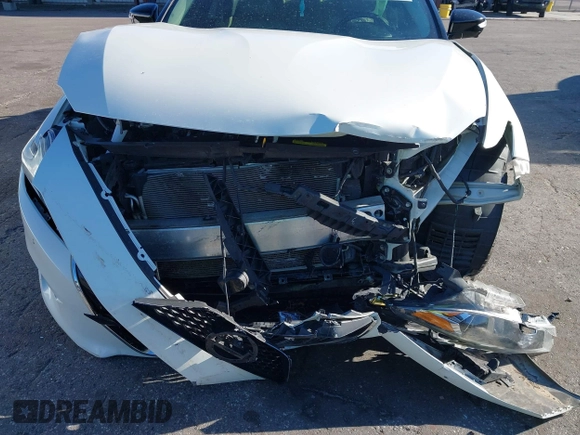 2018 Nissan Maxima S with VIN 1N4AA6AP8JC365273, listed as a IAAI auction lot 41749857 with 84,150 mi miles and . Bid and sale history available at DreamBid. Image 6.