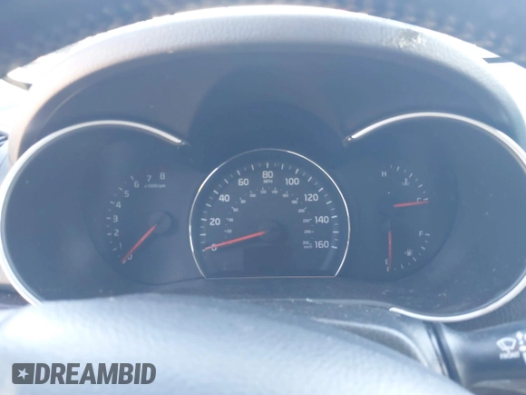 2014 Kia Sorento LX with VIN 5XYKTDA69EG522542, listed as a IAAI auction lot 42045720 with 1 mi miles. Bid and sale history available at carsss.com. Image 7.
