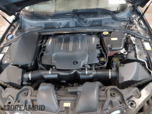 2015 Jaguar XF V6 Portfolio with VIN SAJWJ0FF5F8U57756, listed as a IAAI auction lot 41631278 with 47,158 mi miles. Bid and sale history available at carsss.com. Image 10.