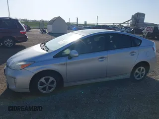 2012 Toyota Prius One with VIN JTDKN3DU1C5500488, listed as a IAAI auction lot 41929382 with 251,947 mi miles and . Bid and sale history available at carsss.com. Image 14.