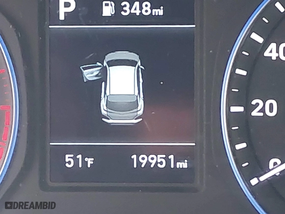 2020 Hyundai Kona SE with VIN KM8K1CAA4LU586144, listed as a IAAI auction lot 41158718 with 19,951 mi miles. Bid and sale history available at carsss.com. Image 16.