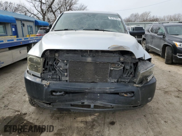 2011 Ram 2500 SLT with VIN 3D7UT2CL5BG593286, listed as a Copart auction lot 45127025 with 209,070 mi miles and Salvage title. Bid and sale history available at DreamBid. Image 5.