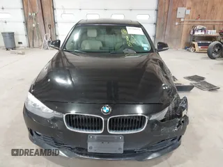 2014 BMW 3 Series 328i xDrive с VIN WBA3B5G53ENS09259, выставлен на аукционе IAAI как лот 42358472 с пробегом 152 425 миль миль и . История ставок и продаж доступна на DreamBid. Изображение 12.