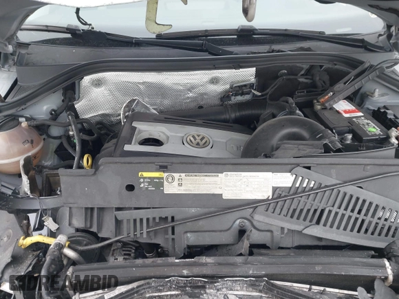 2015 Volkswagen Tiguan SE with VIN WVGAV7AX5FW592216, listed as a IAAI auction lot 41401020 with 110,726 mi miles and . Bid and sale history available at DreamBid. Image 10.