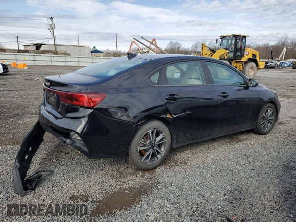 2022 Kia Forte LXS with VIN 3KPF24AD7NE439188, listed as a Copart auction lot 47045315 with 40,865 mi miles and Salvage Title. Bid and sale history available at carsss.com. Image 3.