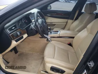 2013 BMW 7 Series 740Li with VIN WBAYE4C52DD136774, listed as a Copart auction lot 44769695 with 199,964 mi miles and Clean title. Bid and sale history available at DreamBid. Image 7.