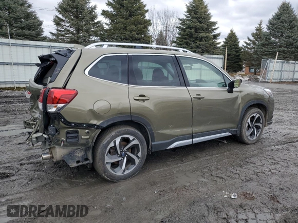 2023 Subaru Forester Touring z VIN JF2SKARC3PH536539, wystawiony jako Copart lot #47570075 z przebiegiem 10 598 mil mil oraz Szkoda całkowita • Salvage title. Historia ofert i sprzedaży dostępna na DreamBid. Obrazek 3.