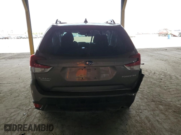 2023 Subaru Forester Premium с VIN JF2SKADC1PH438441, выставлен на аукционе Copart как лот 56171225 с пробегом 24 923 миль миль и Списание • Salvage title. История ставок и продаж доступна на DreamBid. Изображение 6.