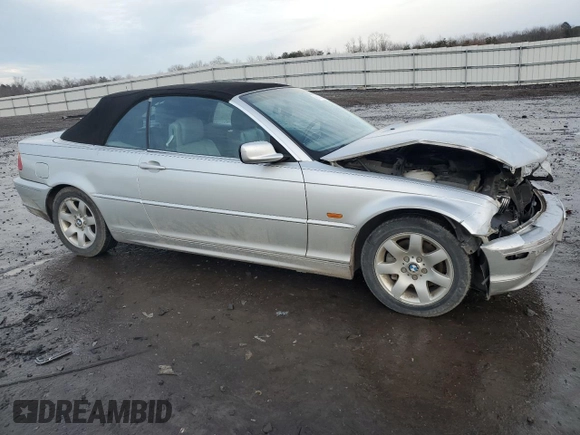 2001 BMW 3 Series 325Ci with VIN WBABS334X1JY42114, listed as a Copart auction lot 86188724 with 218,780 mi miles and Clean Title. Bid and sale history available at carsss.com. Image 4.