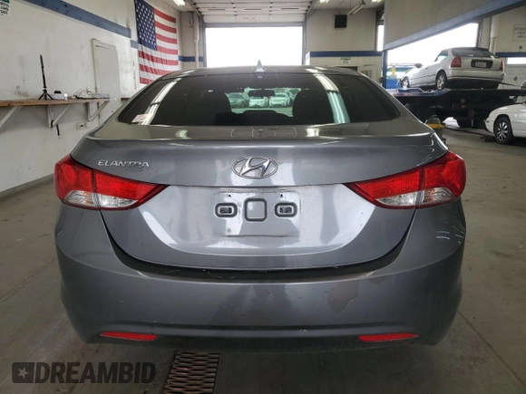 2013 Hyundai Elantra GLS z VIN 5NPDH4AE5DH362524, wystawiony jako Copart lot #52361585 z przebiegiem 124 909 mil mil oraz Szkoda całkowita • Salvage title. Historia ofert i sprzedaży dostępna na DreamBid. Obrazek 6.