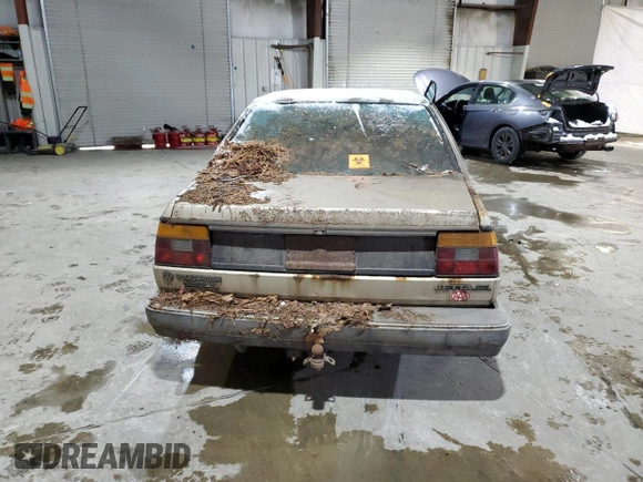 1985 Volkswagen Jetta z VIN WVWGH0166FW548455, wystawiony jako Copart lot #41714155 z przebiegiem Nie podano mil oraz Czysty tytuł • Clean title. Historia ofert i sprzedaży dostępna na DreamBid. Obrazek 6.