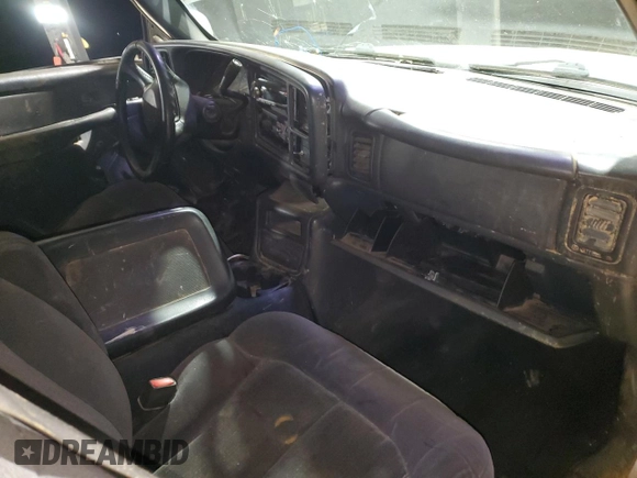 2000 Chevrolet Silverado 1500 with VIN 2GCEC19V4Y1262640, listed as a Copart auction lot 85841844 with 0 mi miles and Non Repairable. Bid and sale history available at carsss.com. Image 8.
